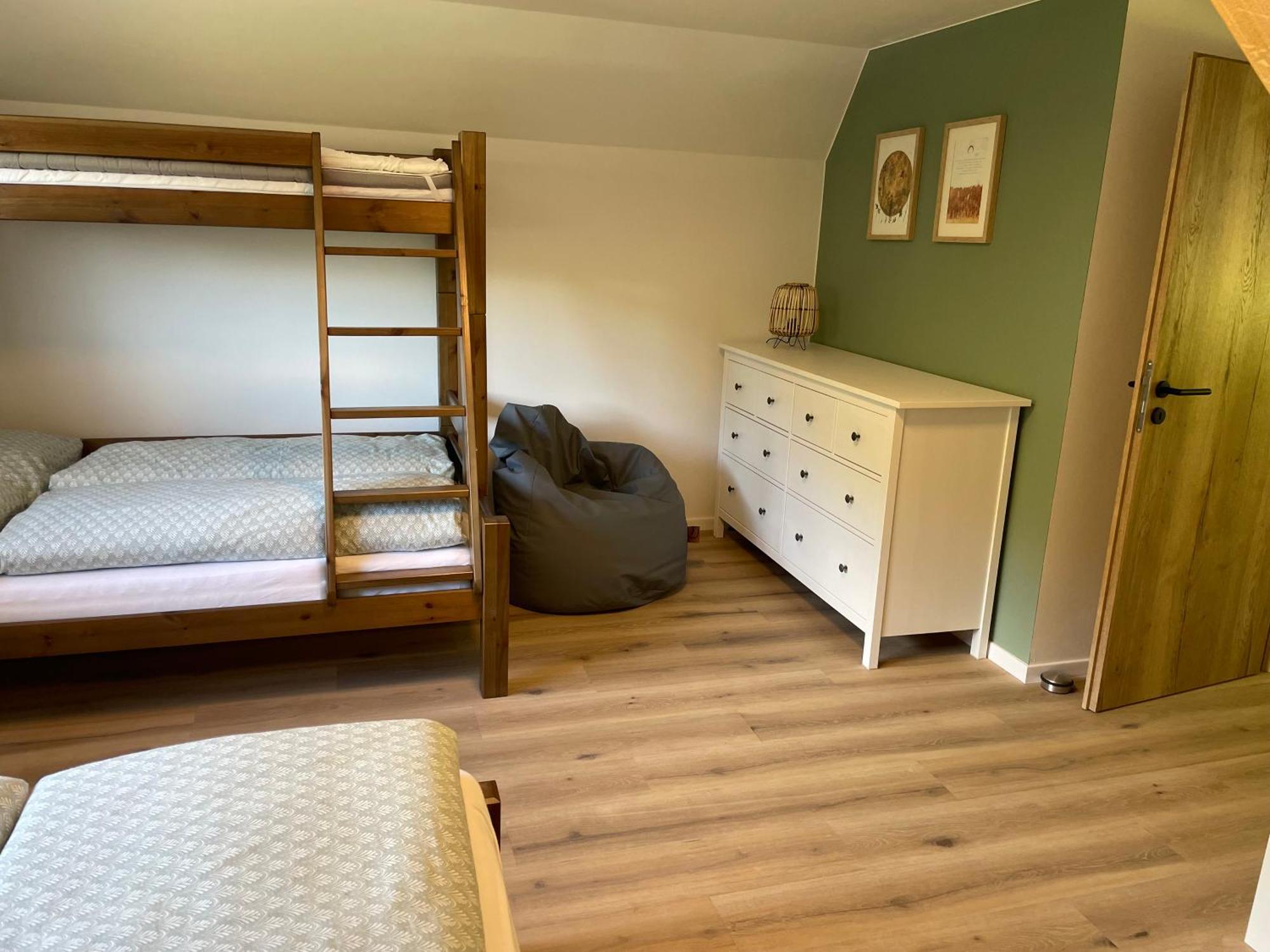 Jirotovy Boudy I Villa Telnice Kültér fotó